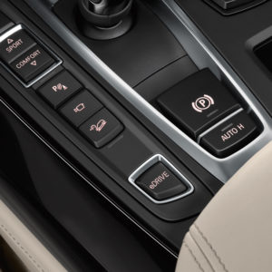 Innenraum - BMW X5 xDrive40e - das erste Plug-in-Hybrid-Serienautomobil